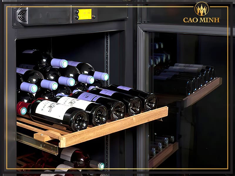 Bảo quản rượu vang Camille trong tủ lạnh để hạn chế quá trình oxy hóa giúp rượu luôn thơm ngon nhất
