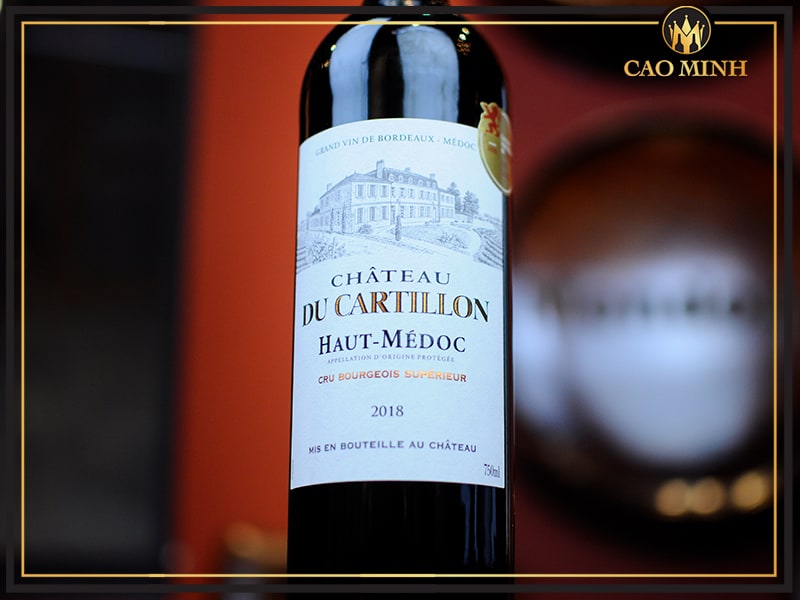 Rượu vang Pháp Château du Cartillon là chai vang xứng đáng nằm trên bàn tiệc