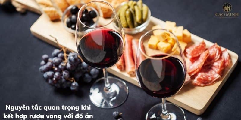 Rượu vang cần kết hợp với món ăn nhẹ để tăng hương vị