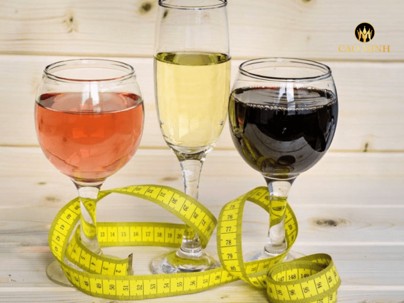 Rượu vang đỏ cũng giúp kiểm soát cân nặng của bạn 