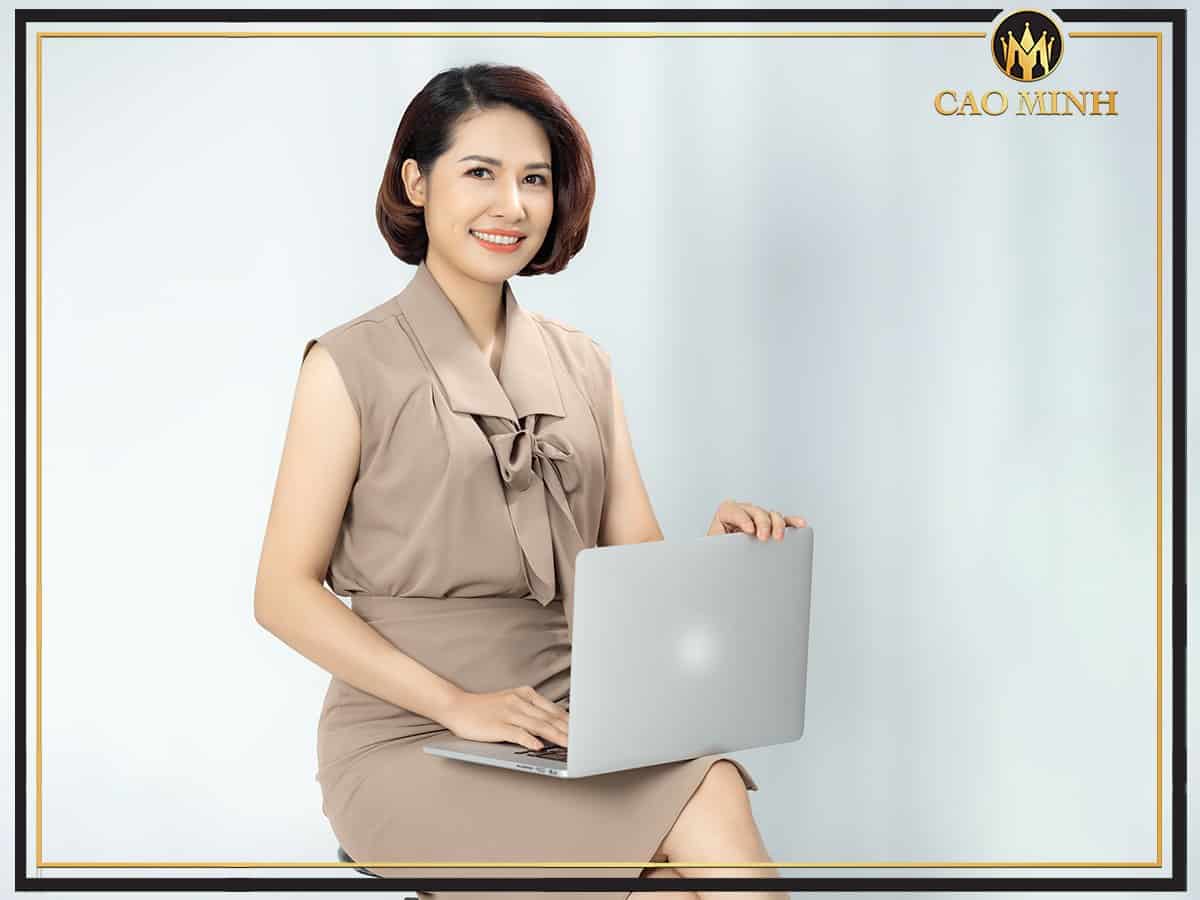 [saostar.vn] Thanh Dung - Nữ doanh nhân 8X với sứ mệnh truyền cảm hứng văn hóa rượu vang cho người Việt