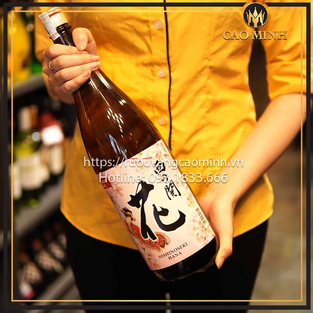 Rượu Sake Nishinoseki Hana có sẵn tại cửa hàng Cao Minh