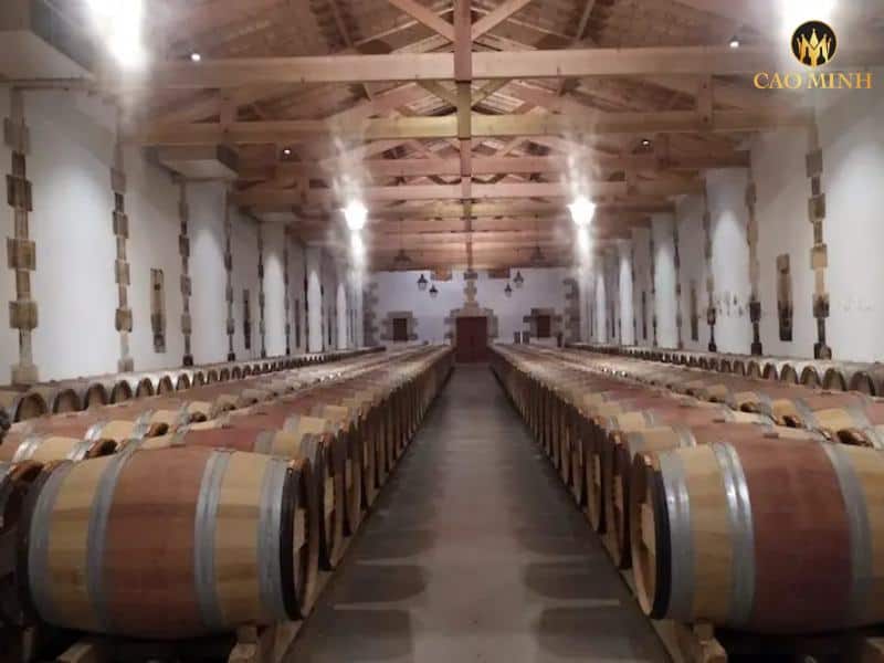 Quy trình sản xuất rượu vang Pháp Château Ferrière