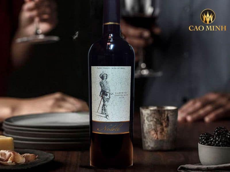 Nếm thử hương vị tuyệt vời của chai rượu vang Chile Noble Cabernet Sauvignon