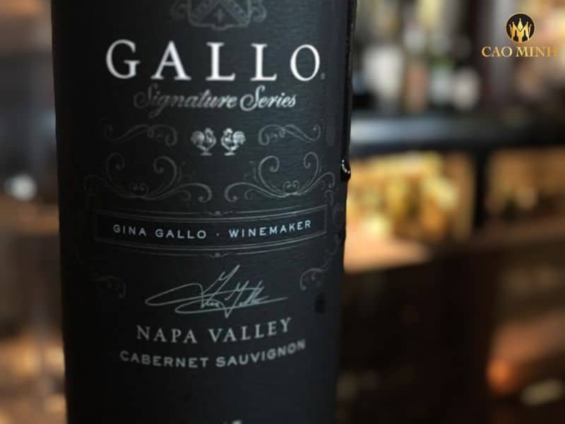 Nếm thử hương vị tuyệt vời của chai rượu vang Gallo Signature Series Cabernet Sauvignon