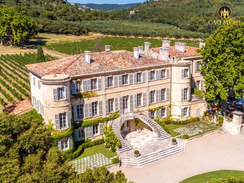 Tìm hiểu về Château d'Estoublon - Lâu đài rượu vang độc nhất vô nhị tại vùng Provence, Pháp