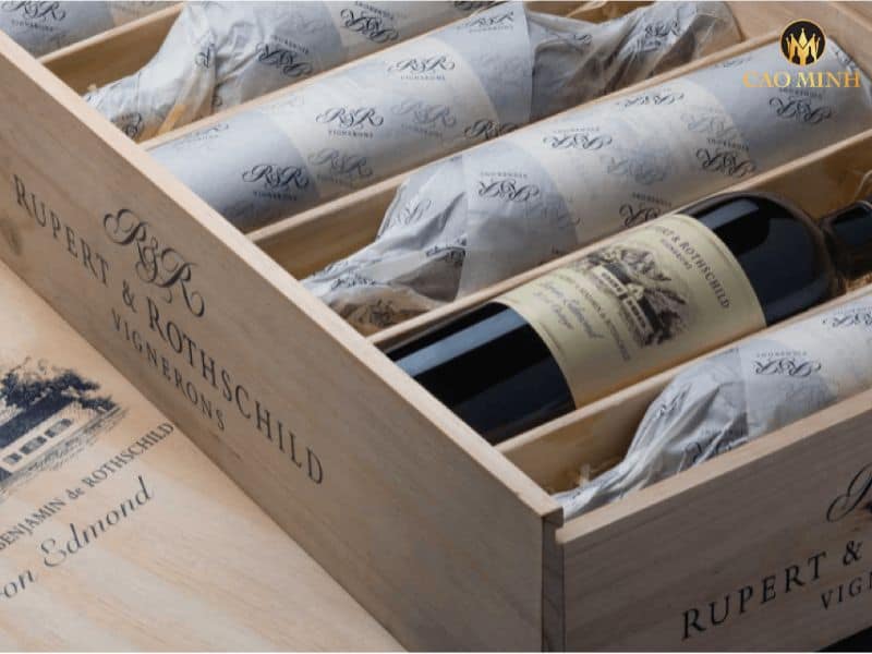 Nếm thử hương vị tuyệt vời của chai rượu vang Rupert & Rothschild Classique Red
