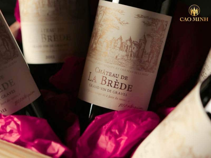 Nếm thử hương vị tuyệt vời của chai rượu vang Château de La Brede Red
