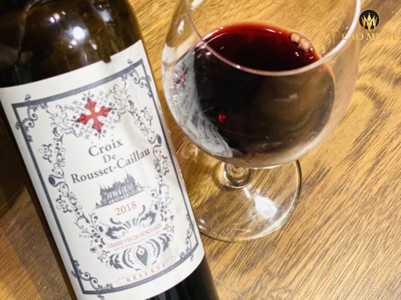 Nếm thử hương vị tuyệt vời của chai rượu vang Croix de Rousset Cailiau Bordeaux