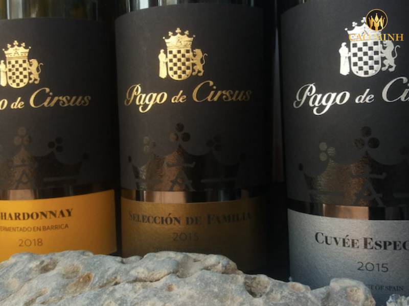 Nếm thử hương vị tuyệt vời của chai rượu vang Pago de Cirsus Selection Familia