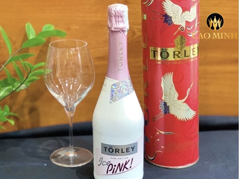 ruou-vang-hungary-torley-ice-pink-edition