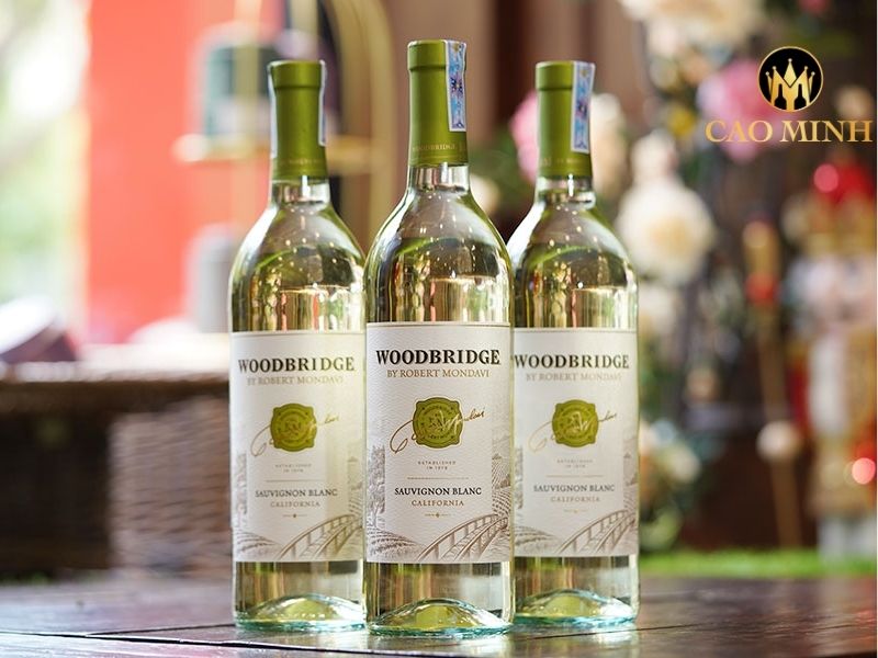 ruou-vang-my-woodbridge-by-robert-mondavi-sauvignon-blanc