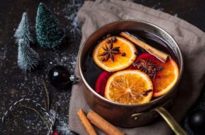 Hướng dẫn cách nấu rượu vang nóng (Mulled wine) đơn giản tại nhà