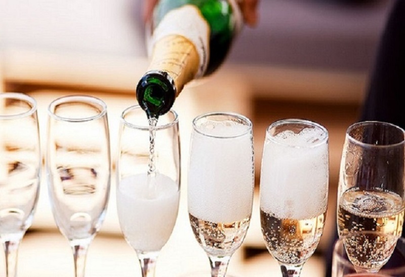 Biểu tượng của những bữa tiệc và lễ kỷ niệm