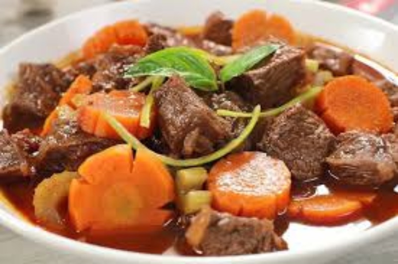 Hướng dẫn cách nấu thịt bò sốt vang không cần rượu vẫn chuẩn vị