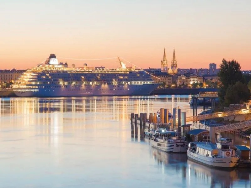 Rượu vang ở những vùng danh tiếng như Bordeaux có tiềm năng lưu trữ lâu dài