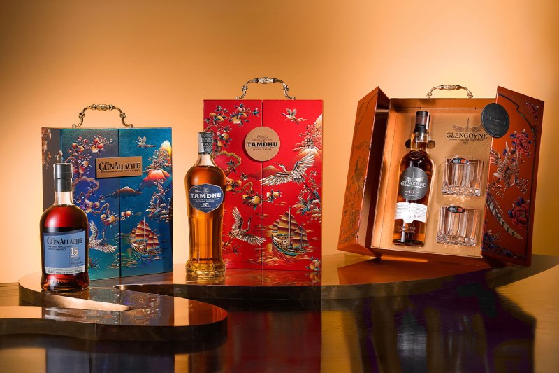 Món quà sang trọng để biếu tặng cấp trên hoặc đối tác quan trọng