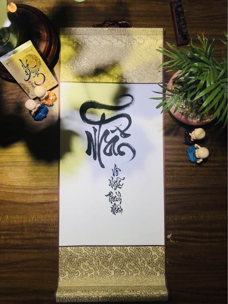 Món quà tết hình trụ mang đậm giá trị văn hóa và tri thức