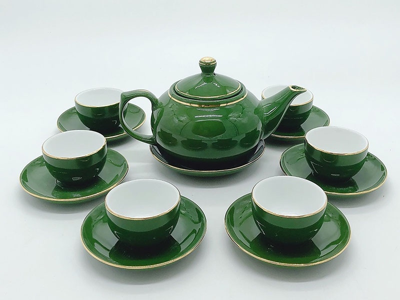 Bộ ấm trà gốm sứ cao cấp làm quà tết cho cô giáo