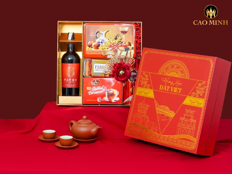 Hộp quà Tết Hương Xuân Đất Việt - Rượu vang Cao Minh 2026