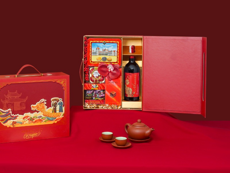 Một set quà ấm cúng, gợi nhớ không khí Tết