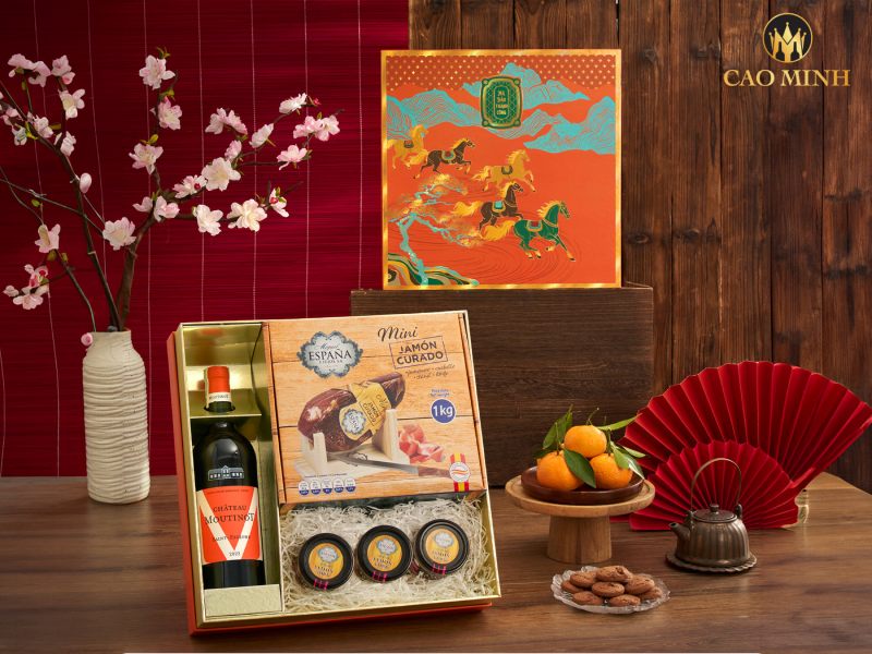 Hộp quà Tết Thiên Mã Phi Vân 2