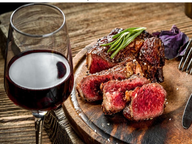 Don Marcelo Premium Reserve Syrah – Cabernet Sauvignon thích hợp với các món thịt đỏ